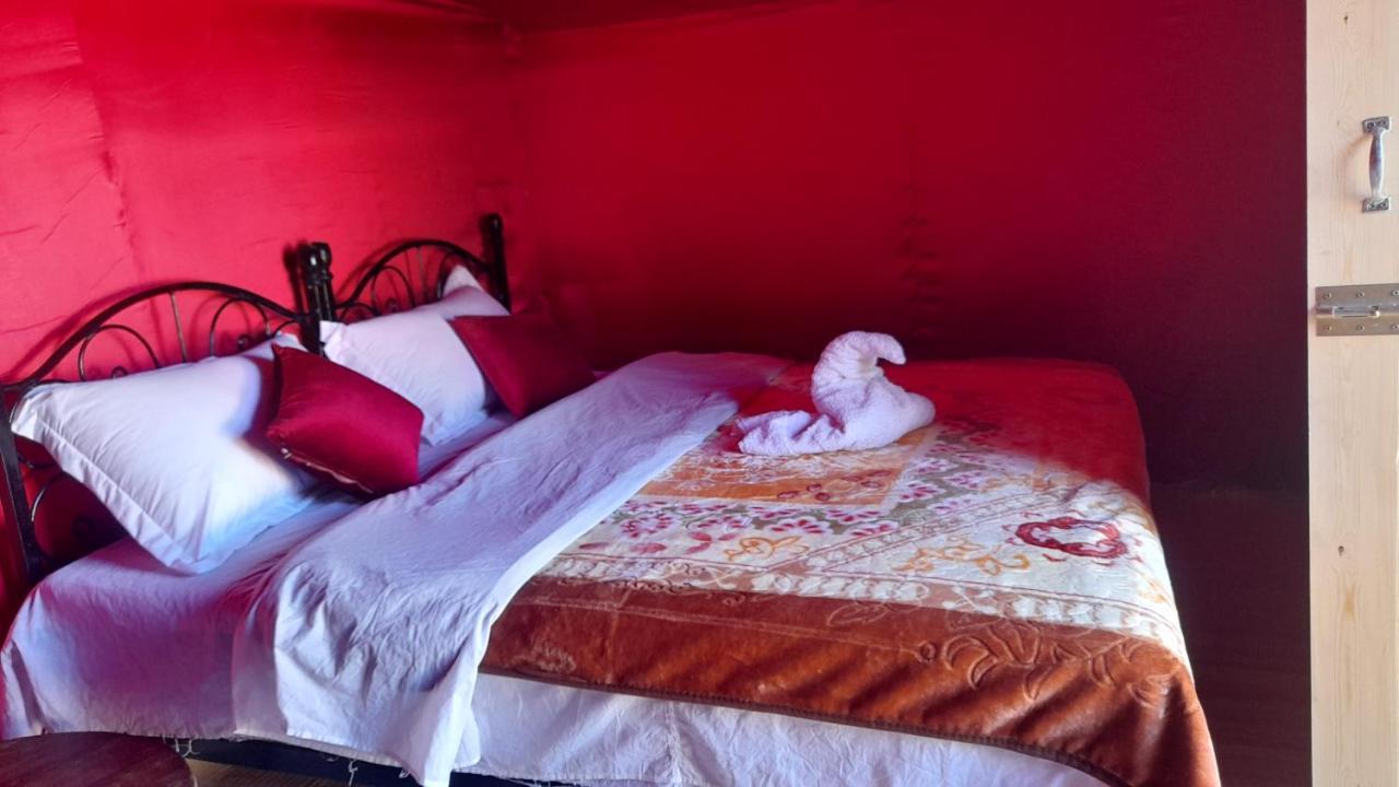 Luxury Trek Desert Camp Merzouga Exterior foto
